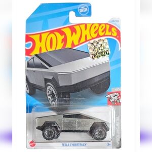 Hot Wheesl Tesla Cybertruck Factory Sealed 2024 Set